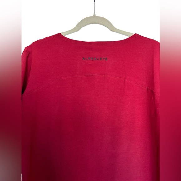 Alphalete cotton Blend Oversized tee Ruby Red burgundy Curved Hem Size M NEW - Picture 5 of 9